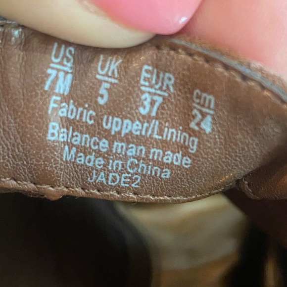 Carlos Santana Suede Booties. - Picture 3 of 8